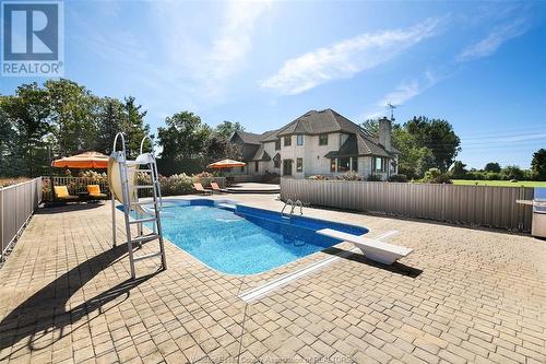 1020 Road 6 East, Kingsville, ON - Outdoor With In Ground Pool With Backyard