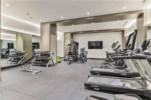 2007 James Street Unit# 1401, Burlington, ON - Indoor Photo Showing Gym Room