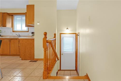 41 Elora Drive, Hamilton, ON - Indoor Photo Showing Kitchen