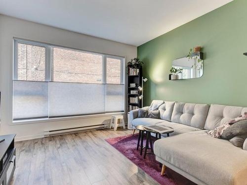 Salon - 103-212 Rue Gordon, Montréal (Verdun/Île-Des-Soeurs), QC - Indoor Photo Showing Living Room