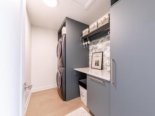 Salle de lavage - 886 Rue Bellerive, Saint-Jean-Sur-Richelieu, QC - Indoor Photo Showing Laundry Room