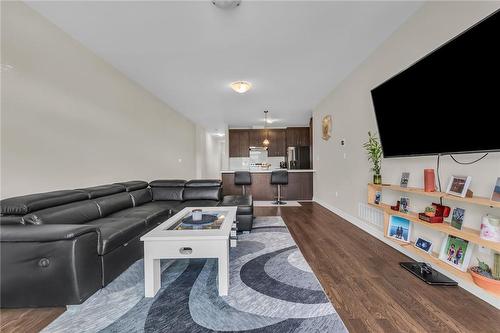 4311 Mann Street|Unit #51, Niagara Falls, ON - Indoor Photo Showing Living Room