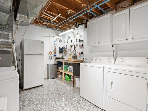 Salle de lavage - 3185 Rue Des Métayers, Québec (Beauport), QC - Indoor Photo Showing Laundry Room