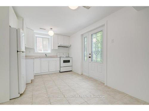 64 Ruscica Dr, Toronto, ON - Indoor Photo Showing Kitchen