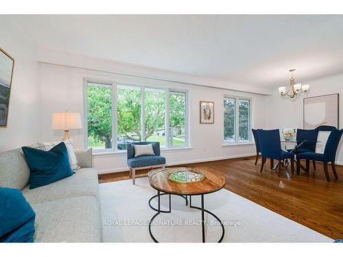 64 Ruscica Dr, Toronto, ON - Indoor Photo Showing Living Room