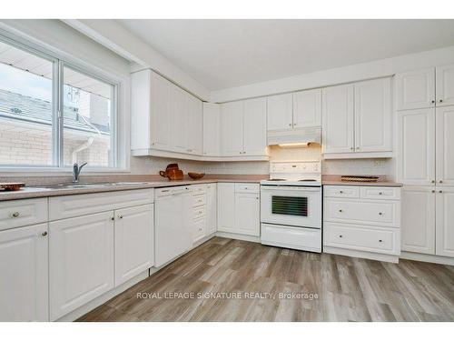 64 Ruscica Dr, Toronto, ON - Indoor Photo Showing Kitchen