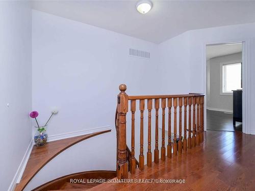 1327 Corm St, Innisfil, ON - Indoor Photo Showing Other Room