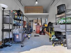 Garage - 