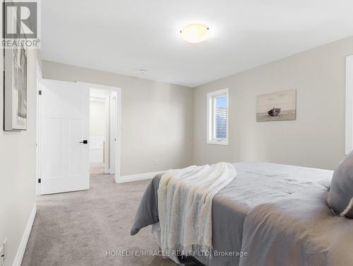 111 Livingston Drive, Tillsonburg, ON - Indoor Photo Showing Bedroom