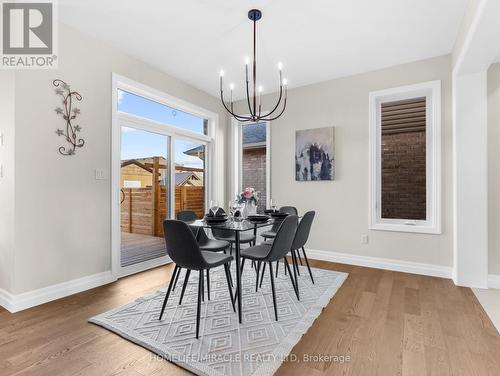 111 Livingston Drive, Tillsonburg, ON - Indoor Photo Showing Dining Room