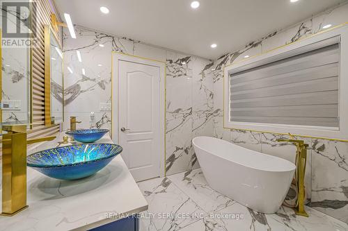 119 Crown Victoria Drive, Brampton (Fletcher'S Meadow), ON - Indoor Photo Showing Bathroom