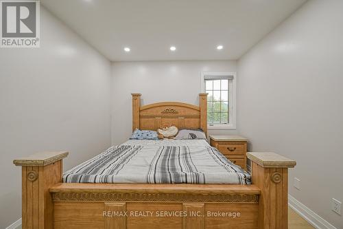 119 Crown Victoria Drive, Brampton, ON - Indoor Photo Showing Bedroom