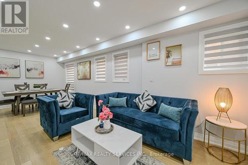 119 Crown Victoria Drive, Brampton (Fletcher'S Meadow), ON - Indoor Photo Showing Living Room