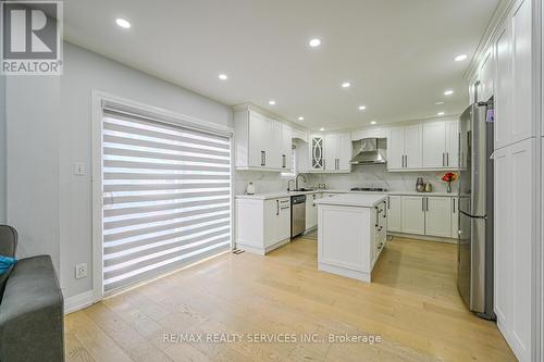 119 Crown Victoria Drive, Brampton (Fletcher'S Meadow), ON - Indoor Photo Showing Kitchen