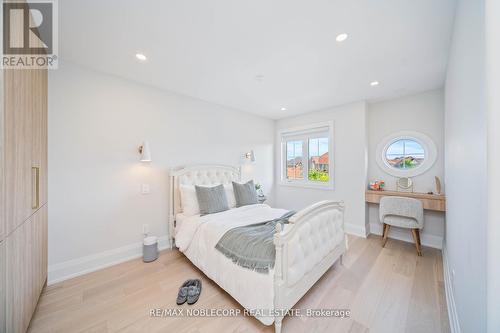 49 Jackson Drive, New Tecumseth, ON - Indoor Photo Showing Bedroom