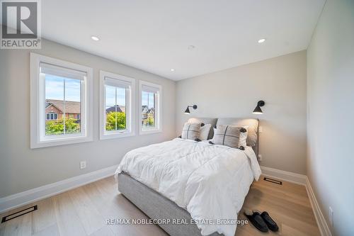 49 Jackson Drive, New Tecumseth, ON - Indoor Photo Showing Bedroom