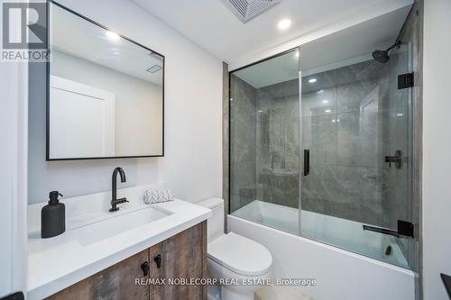 49 Jackson Drive, New Tecumseth, ON - Indoor Photo Showing Bathroom