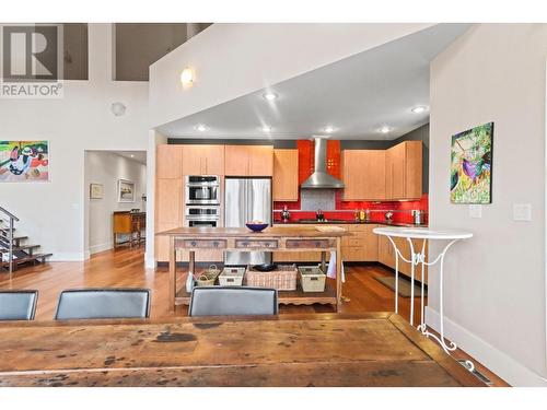 156 Lakeview Arrow Creek Road, Creston, BC - Indoor Photo Showing Kitchen