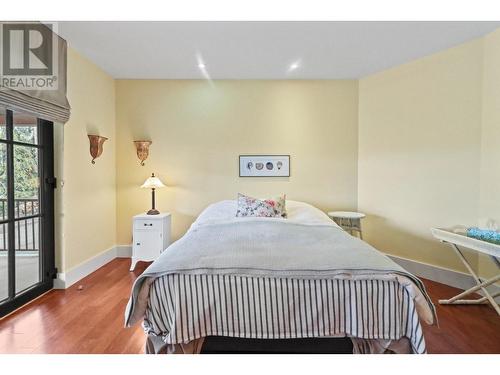 156 Lakeview Arrow Creek Road, Creston, BC - Indoor Photo Showing Bedroom