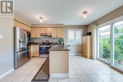 3751 Pearlstone Drive, Mississauga (Churchill Meadows), ON - Indoor Photo Showing Kitchen