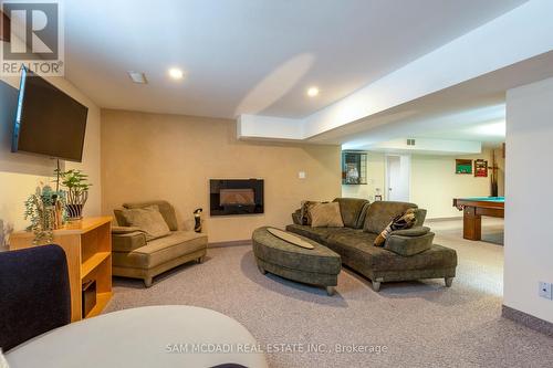 2196 Mississauga Road, Mississauga, ON - Indoor Photo Showing Basement