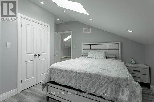 1678 County Rd 21, Norfolk (Delhi), ON - Indoor Photo Showing Bedroom