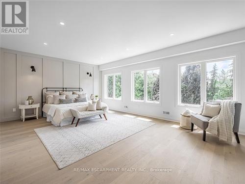 974 North Shore Boulevard W, Burlington (Lasalle), ON - Indoor Photo Showing Bedroom