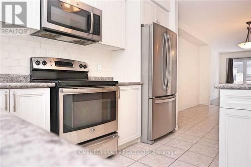 184 Maitland Street, Kitchener, ON - Indoor Photo Showing Kitchen With Upgraded Kitchen