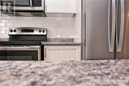 184 Maitland Street, Kitchener, ON - Indoor Photo Showing Kitchen