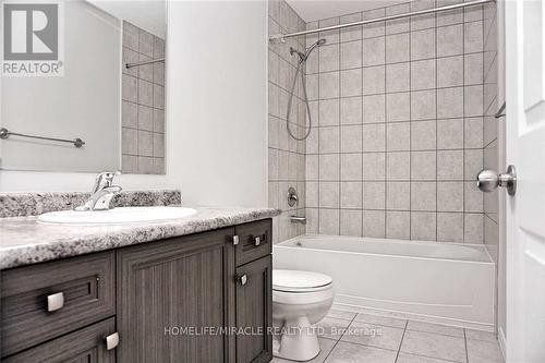 184 Maitland Street, Kitchener, ON - Indoor Photo Showing Bathroom