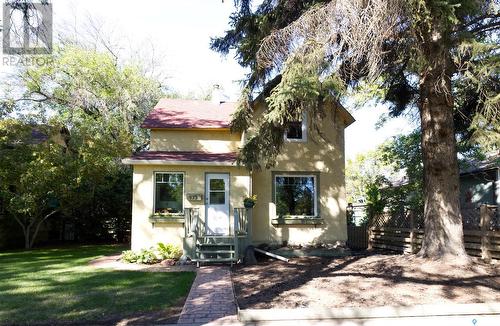 935 10Th Avenue N, Saskatoon, SK - Outdoor