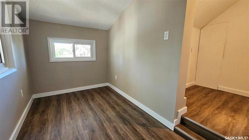 429 2Nd Avenue Ne, Swift Current, SK - Indoor Photo Showing Other Room