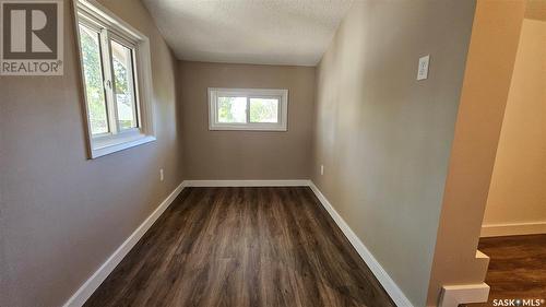 429 2Nd Avenue Ne, Swift Current, SK - Indoor Photo Showing Other Room