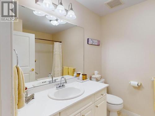 18-4897 Ontario Ave, Powell River, BC - Indoor Photo Showing Bathroom