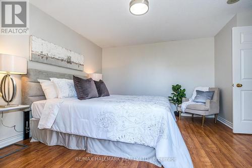 617 - 225 Merton Street, Toronto (Mount Pleasant West), ON - Indoor Photo Showing Bedroom