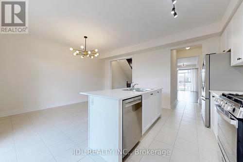 173 Tennant Circle, Vaughan (Vellore Village), ON - Indoor Photo Showing Kitchen With Double Sink