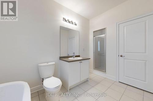 173 Tennant Circle, Vaughan (Vellore Village), ON - Indoor Photo Showing Bathroom