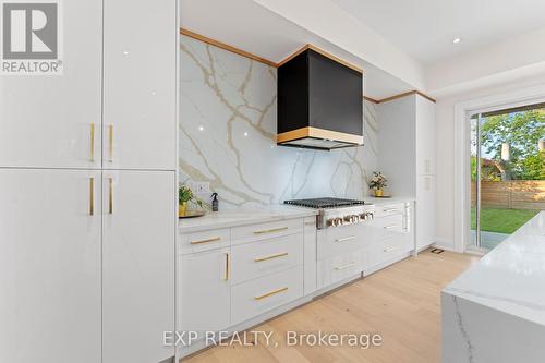 1037 Meredith Avenue, Mississauga, ON - Indoor Photo Showing Dining Room