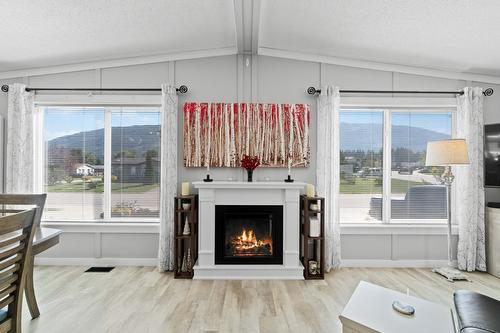 7251 45 Street, Salmon Arm, BC - Indoor Photo Showing Living Room With Fireplace