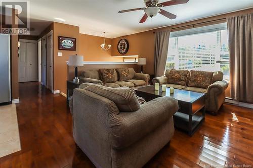 50 Estate Drive, Saint John, NB - Indoor Photo Showing Living Room