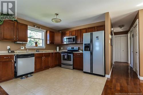 50 Estate Drive, Saint John, NB - Indoor Photo Showing Kitchen