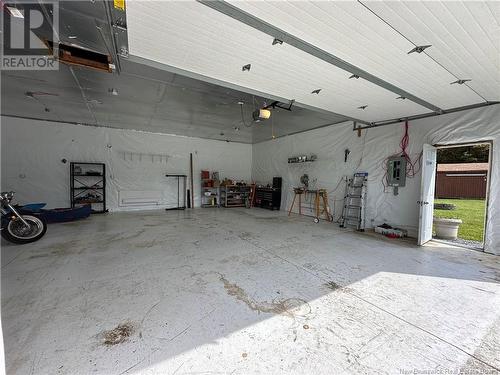 50 Estate Drive, Saint John, NB - Indoor Photo Showing Garage