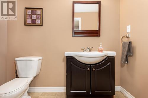 30 Melville Place, St. John'S, NL - Indoor Photo Showing Bathroom