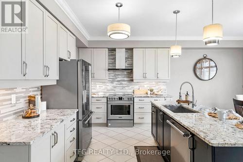 77 Gimblett Street W, Clarington (Bowmanville), ON - Indoor Photo Showing Kitchen With Upgraded Kitchen