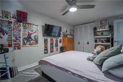 2070 Brant Street Unit# 3, Burlington, ON - Indoor Photo Showing Bedroom