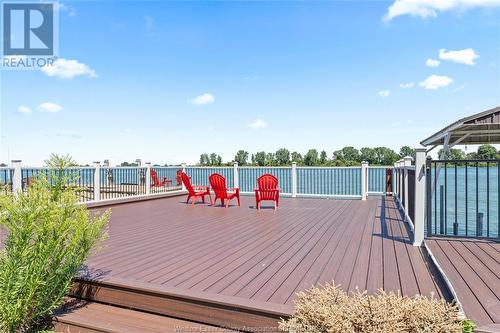 8830 Riverside Drive, Windsor, ON - Outdoor