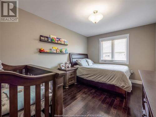 11918 Thistledown, Windsor, ON - Indoor Photo Showing Bedroom