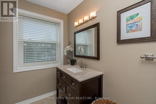 9405 Five Side Road, Erin, ON - Indoor Photo Showing Bathroom