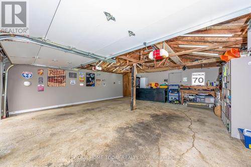 9405 Five Side Road, Erin, ON - Indoor