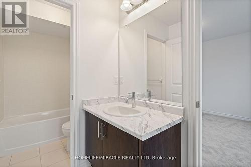 30 Doc Lougheed Avenue, Southgate, ON - Indoor Photo Showing Bathroom